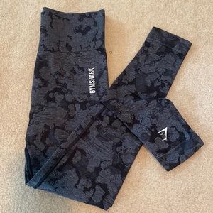 GymShark leggings. Dark grey. Size S. Good condition.